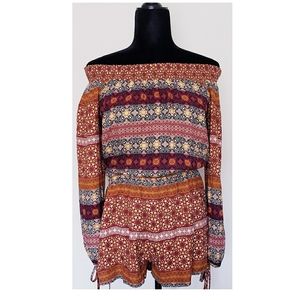 NWT FOREVER21 OFF SHOULDERS ROMPER